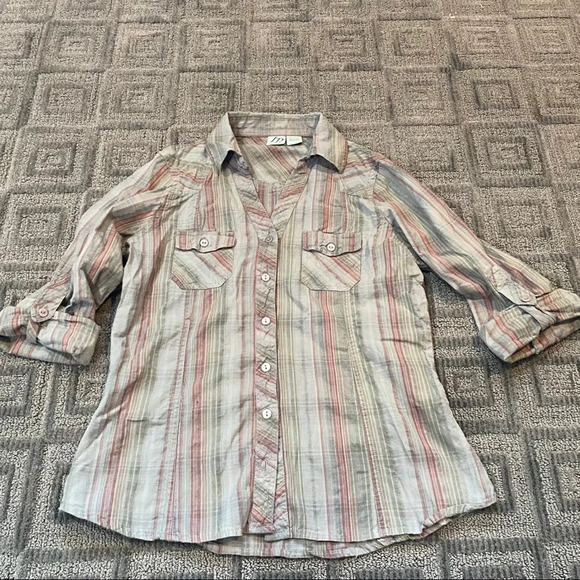 Love Potion - Button Down - Size S - Picture 1 of 4